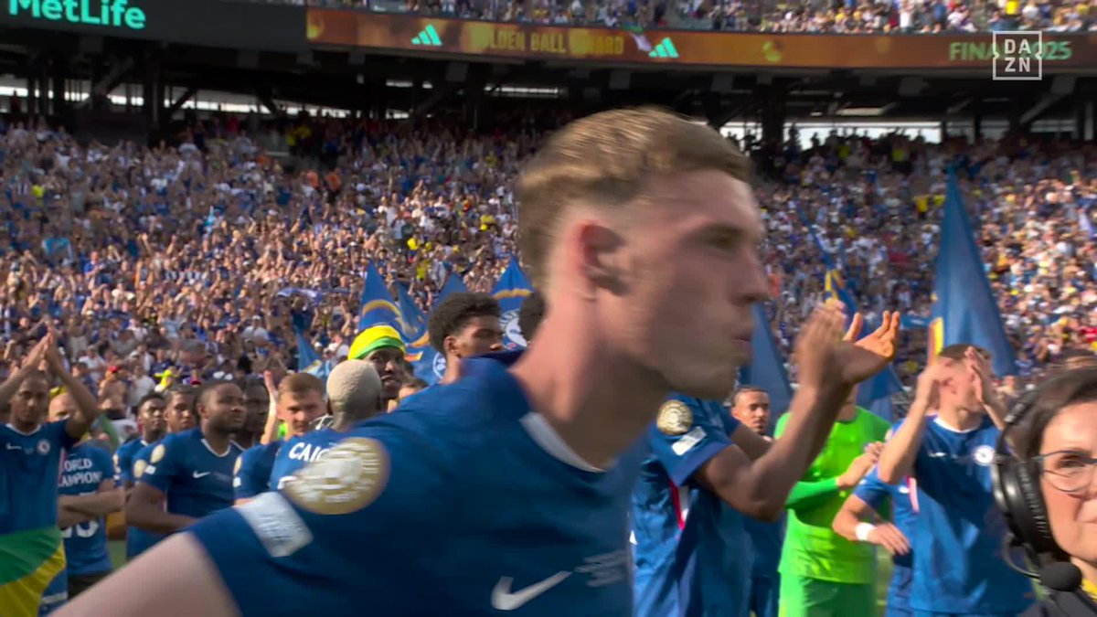 パーマーがクラブW杯の初代大会MVPを獲得🏴🏆 トランプ大統領よりトロフィーを授与🇺🇸
