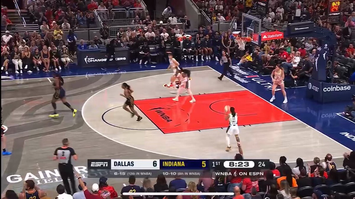 Bro it this sequence for me from Caitlin Clark &amp; Kelsey Mitchell!!! Side note I thought they told me Caitlin Clark &amp; Kelsey Mitchell were defensive liabilities👀🤔