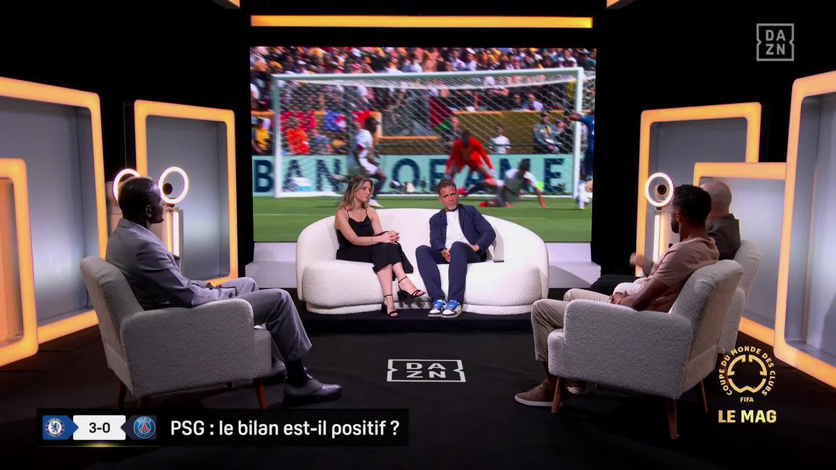🗣️ | 𝚆𝚊𝚕𝚒𝚍 𝙰𝚌𝚑𝚎𝚛𝚌𝚑𝚘𝚞𝚛 : « Contre Botafogo et Chelsea, quand il fallait réembrayer en apportant un peu de créativité et de fraîcheur, les joueurs du PSG sont entrés dans des matchs frustrants. » 👀🙌 #FIFACWC #CHEPSG #PSG #Chelsea