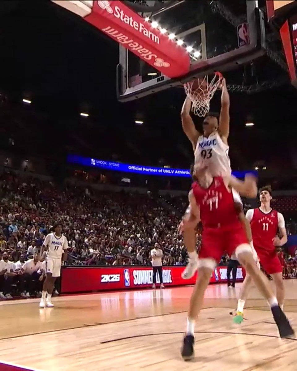 DISRESPECTFUL DUNK BY NOAH PENDA 😳