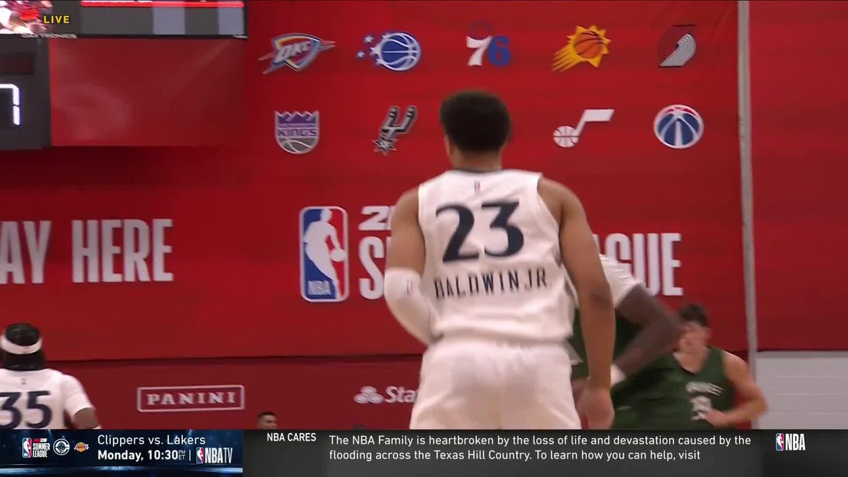 Patrick Baldwin Jr. hitting the triple and letting 'em know 🗣️ Clippers/Bucks #NBA2KSummerLeague play is on NBA TV!