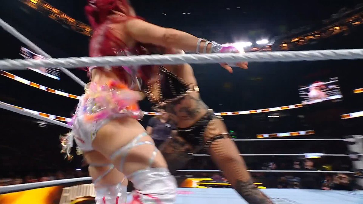 .RheaRipley_WWE is playing mind games 👀