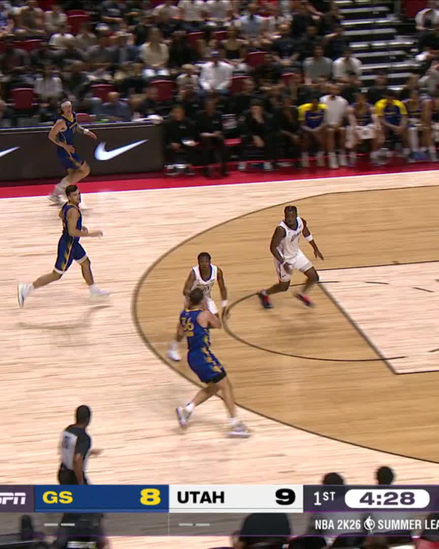 GABE MADSEN IS SCORCHING FROM THREE 🔥 6-7 from outside in just the first half for the Golden State Warriors rookie!