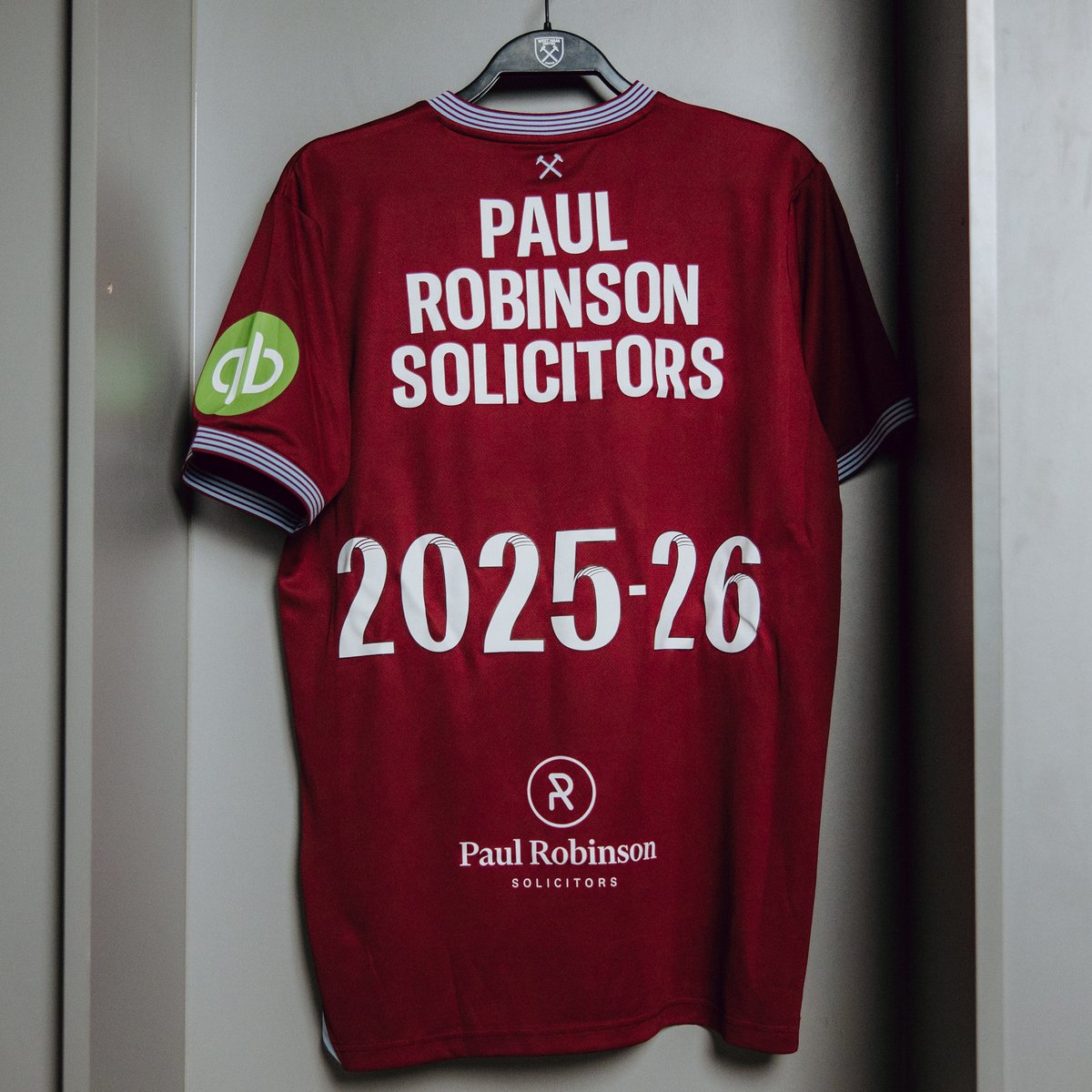 Growing with the Game 📈 From legal partners to now our Official Back of Shirt Partner, Paul Robinson Solicitors continue to back the team every step of the way ⚒️