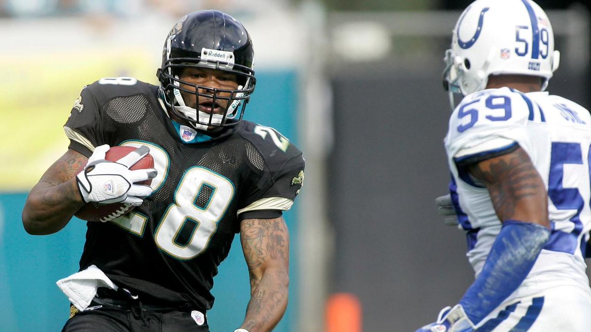 Throwback to 2006 when MJD and Fred Taylor popped off for 297 yards and 3 TDs on 24 carries. Jags would go on to beat Peyton Manning’s Colts 44-17 💪💪