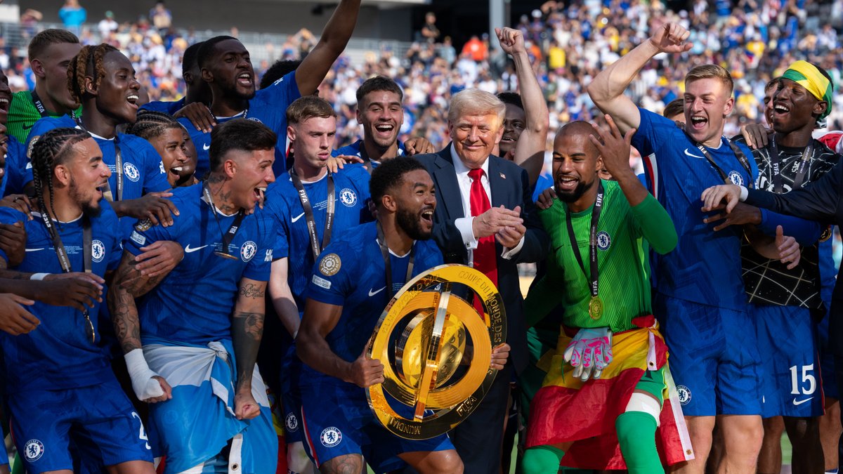 President Donald J. Trump and First Lady Melania Trump joined FIFA President Gianni Infantino at MetLife Stadium for the @FIFACWC Final! ๐บ๐ธโฝ๏ธ