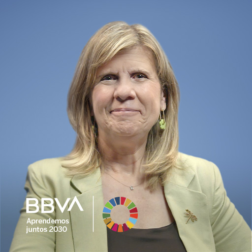 ¿Quieres ayudar a tus hijos? Pues trabaja en ti. La pedagoga Eva Bach explica cómo educar emocionalmente a nuestros hijos de una forma sana y consciente.