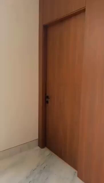خالد العنبر مع #شردان_الصين 😂😂
