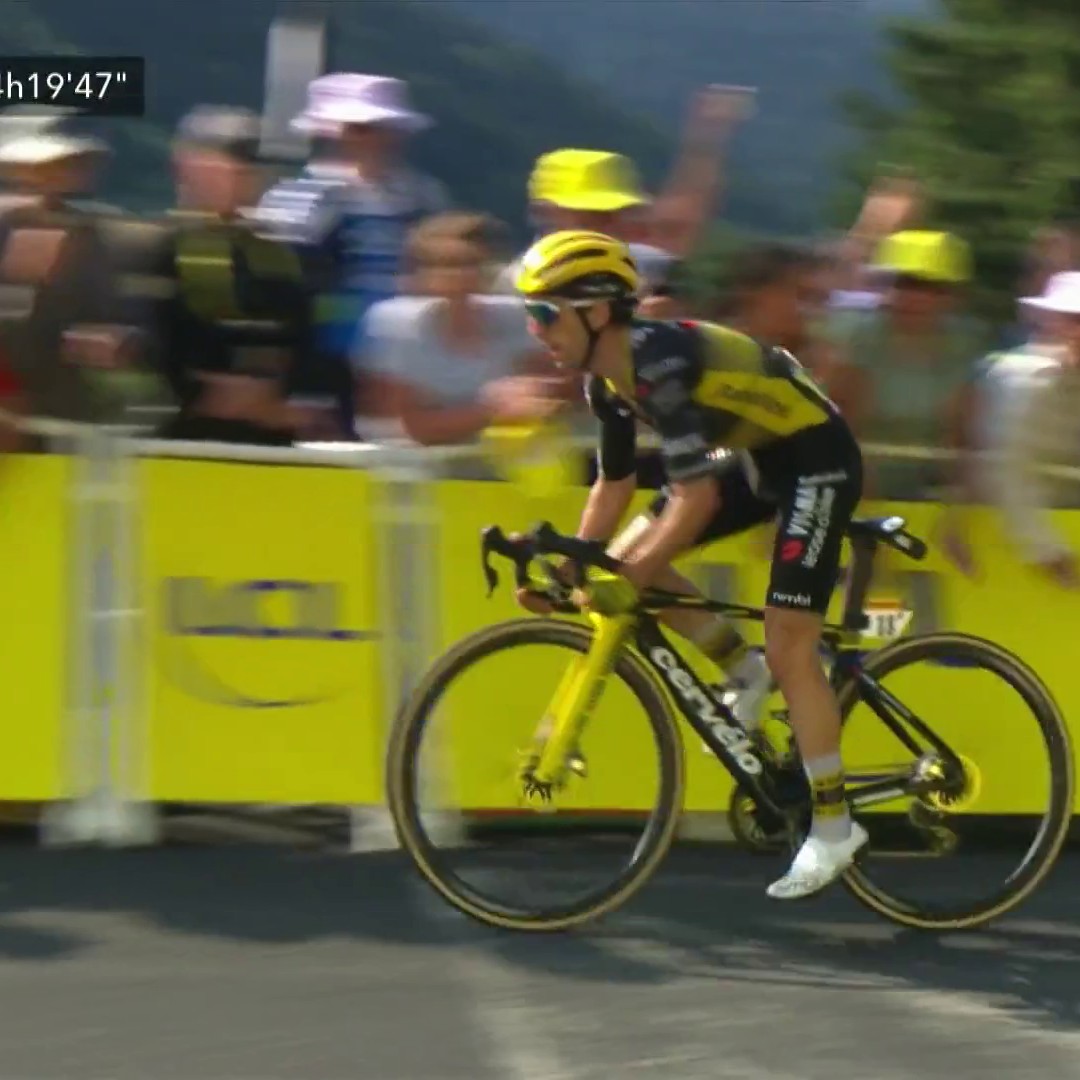Visma-Lease a Bike MASTERCLASS ๐ Simon Yates takes his THIRD Tour de France stage win up Le Mont-Dore ๐๐