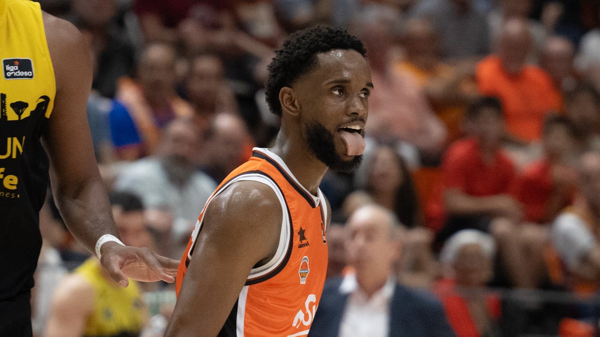 ✅ Por tercer año consecutivo, Mejor Joven de la #LigaEndesa ✅ Integrante del Mejor Quinteto Joven ✅ Integrante del Mejor Quinteto de la #LigaEndesa ✅ #MVPMovistar del mes de marzo y mayo Una lista que no tendrá fin para Jean Montero tras su renovación con Valencia Basket Club hasta 2028. 😈 Con 𝙀𝙇 𝙋𝙍𝙊𝘽𝙇𝙀𝙈𝘼 no hay problema
