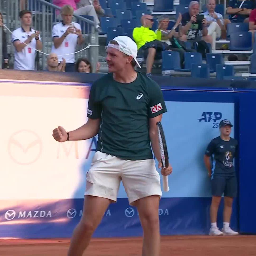 Comeback complete ✅ Home hope Dominic Stricker rallies from a set down to defeat Herbert 4-6 6-4 6-2! EFG Swiss Open Gstaad