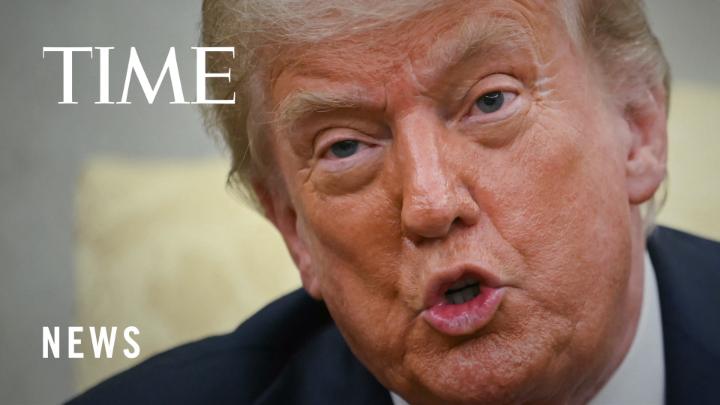 Trump threatens tariffs on Russia in ultimatum to Putin over Ukraine peace deal