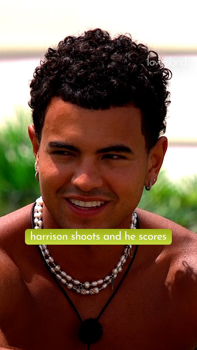 Harrison took up some extra curricular bedroom activities last night… ⚽️ #LoveIsland