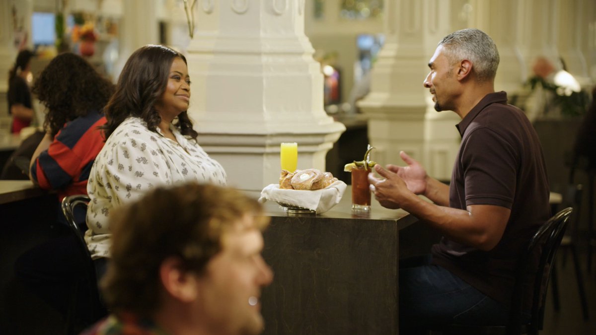 Octavia Spencer and Dook Chase are putting the contestants to the test to whip up a Southern brunch! 🥓 From biscuits to fried chicken, these family recipes bring the flavor! Will tradition be enough to impress? Don’t miss the series premiere of #FamilyRecipeShowdown starting Thursday at 9|8c!