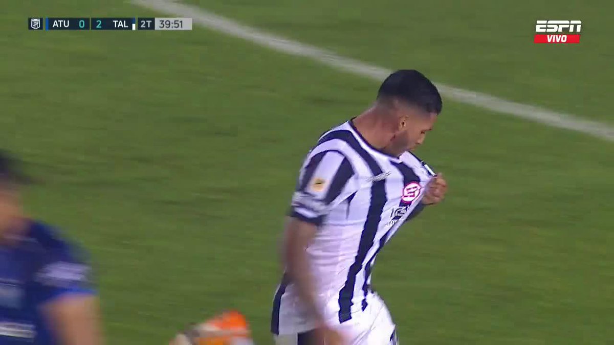 Me niego a creer que este tipo se haya olvidado como hacer estas chanchadas.