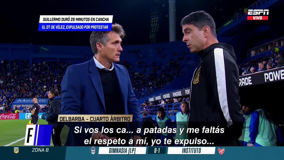 “bouzat tiene abierto, hacen tiempo y arbitro no hace nada. que tenemos que hacer, los tenemos que cagar a patadas?” GRACIAS GULLERMO BARROS SCHELOTTO POR DEJARNOS CLIPS EN CADA PARTIDO QUE JUEGA VELEZ.