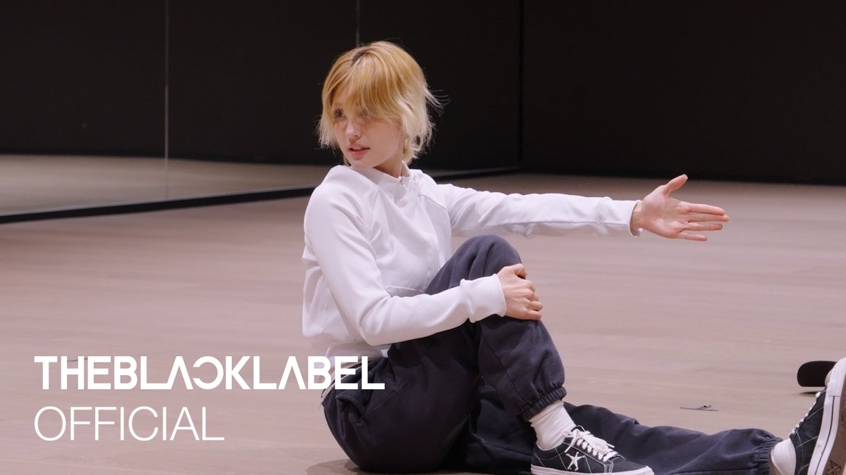 SOM-THING | 'EXTRA' DANCE PRACTICE BEHIND 🔗 #JEONSOMI #전소미 #EXTRA #JEONSOMI_EXTRA #THEBLACKLABEL #더블랙레이블