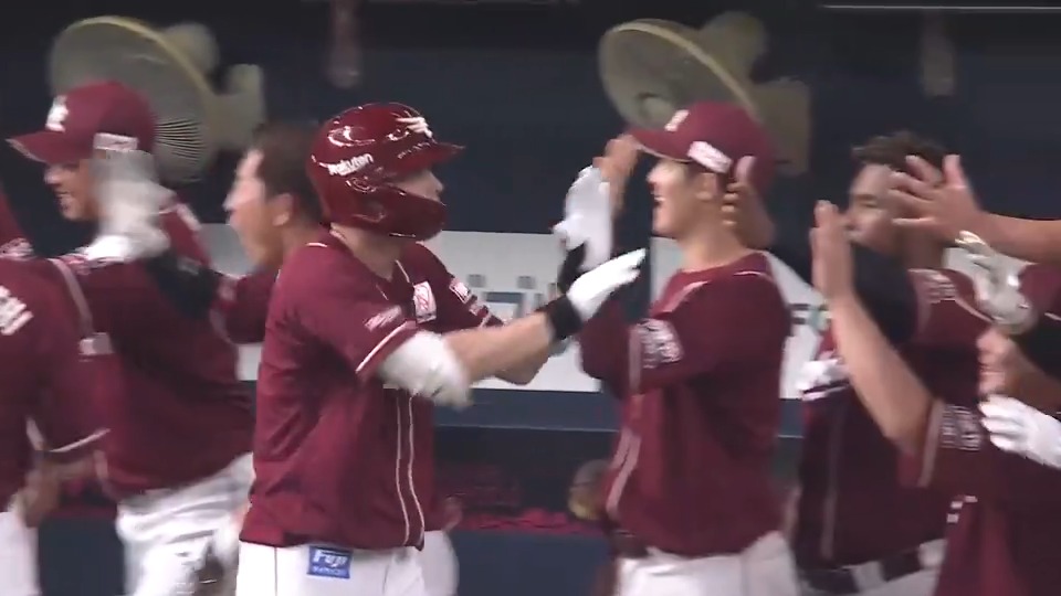 【6回表:B 4-5 E】 #辰己涼介 選手 ! 逆転満塁ホームラン🙌💫 #RakutenEagles #キ!