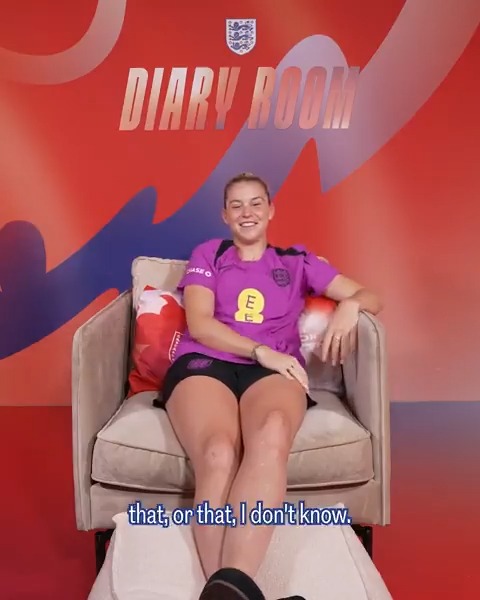 Our next guest in the Diary Room... it's Alessia Russo! 👋 Talking trick shots in camp, the cryo playlist and Tooney's on-pitch brilliance 🙌