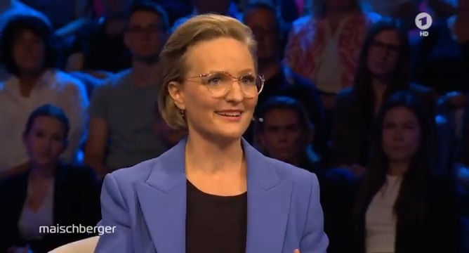 Franziska Brantner (@FBrantner, BÜNDNIS 90/DIE GRÜNEN) ist besorgt, dass die Regierung „neue Technologien“ abwürge. „Wir werden diese Technologien in 10-15 Jahren aus #China importieren und dann werden wir uns wieder fragen: Warum kommen sie nicht aus Deutschland?“ #maischberger