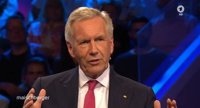 Auf Bundesebene habe die #Union „im Moment nicht die Prozente, die wir haben könnten, weil wir es bestimmten Gruppen gegenüber, Umweltschützern, jungen Leuten, Frauen, Migranten, schwerer machen, als es sein könnte.“ – Bundespräsident a. D. Christian #Wulff bei #maischberger.