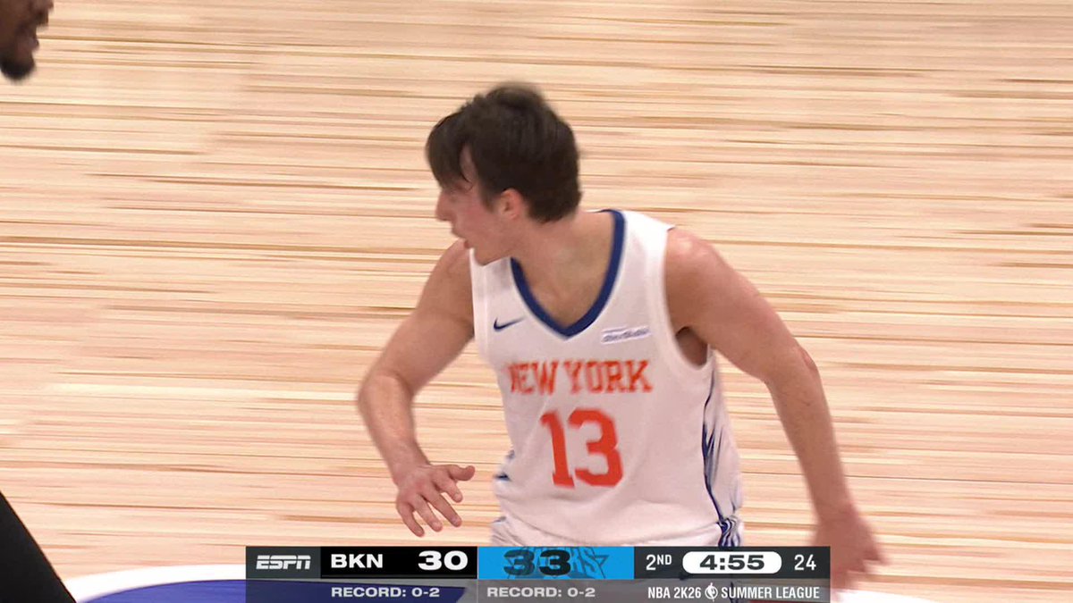 Tyler Kolek at halftime: 23 PTS 3 AST 4 STL 7-11 FG 5-9 3PT 4-4 FT