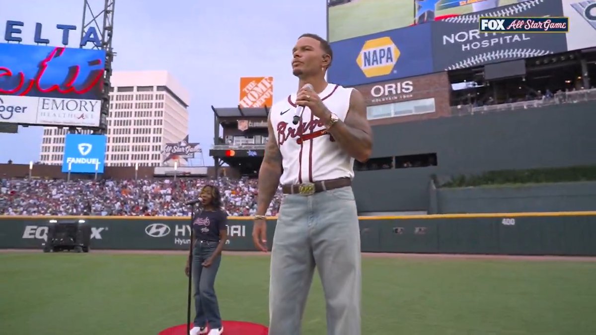 🎶 Kane Brown performs "Georgia On My Mind" at the 2025 MLB All-Star Game