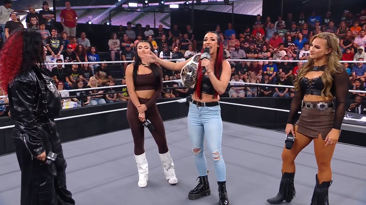 The only one around here with two titles?? Hold that thought, Jacy Jayne, Sol Ruca has something to say about that 😤