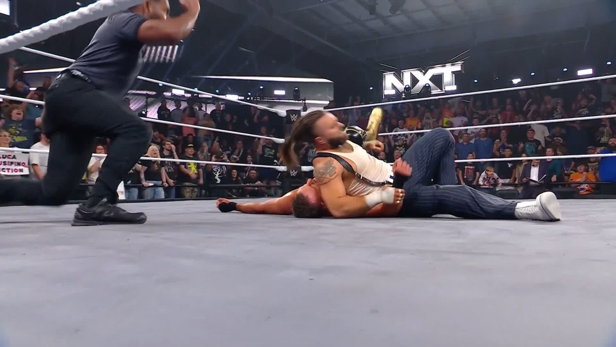 WHAT. AN. ENDING. Tony D’Angelo handles Family Business! 😤 🤌