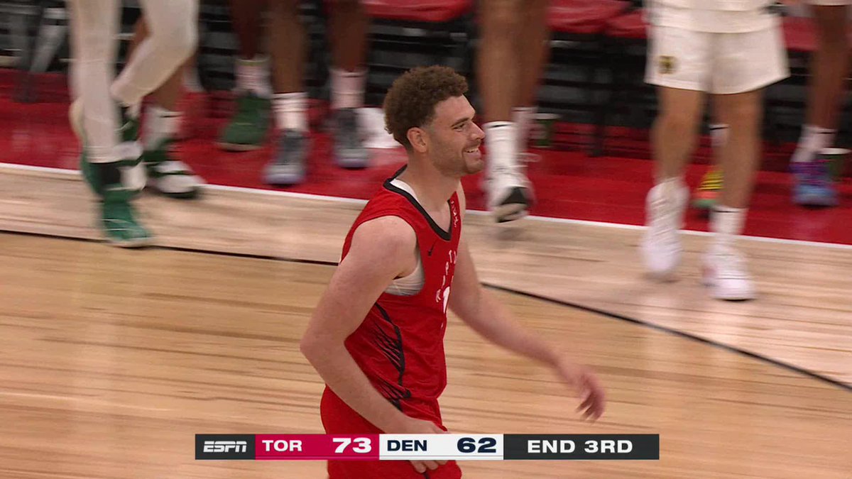 Jamison Battle knocks down the hail mary triple to close the 3Q 😱