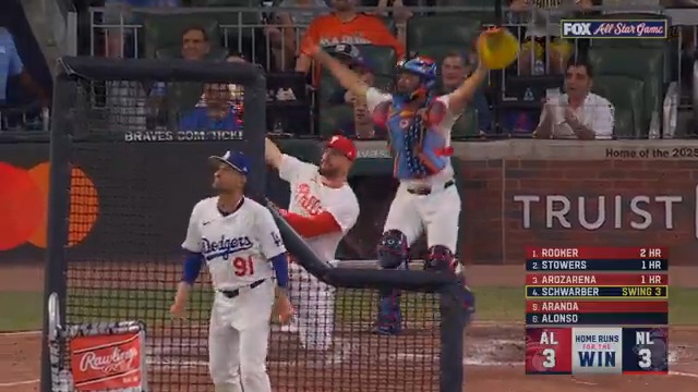 SCHWARBER WITH 3 HR!!!