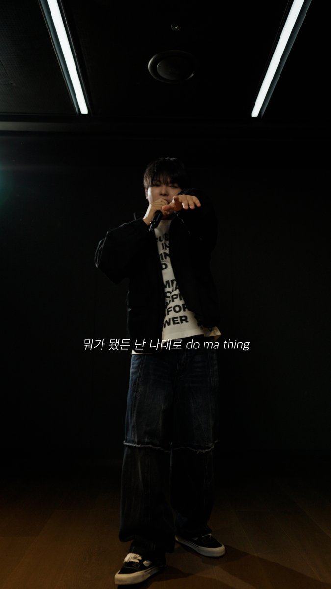 #SorryMom Lyrics by Amaru(KickFlip) Composed by Amaru(KickFlip) Arranged by Amaru(KickFlip) #아마루 #Amaru #KickFlip #킥플립 #Kick_Off