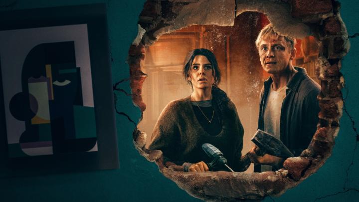 Netflix'in yeni bilim kurgu filmi Brick, Türkiye'de 1.sıraya yükseldi. Konusu: "Apartmanları gizemli bir duvarla çevrilen çift, kurtulmak için komşularıyla birlik olmak zorunda kalır."