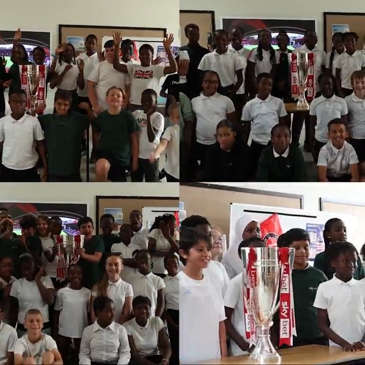 'The children were really excited, especially when they got the chance to have a photo with the trophy!' 🤩 Great to see you all, Discovery Primary 🙌 #cafc