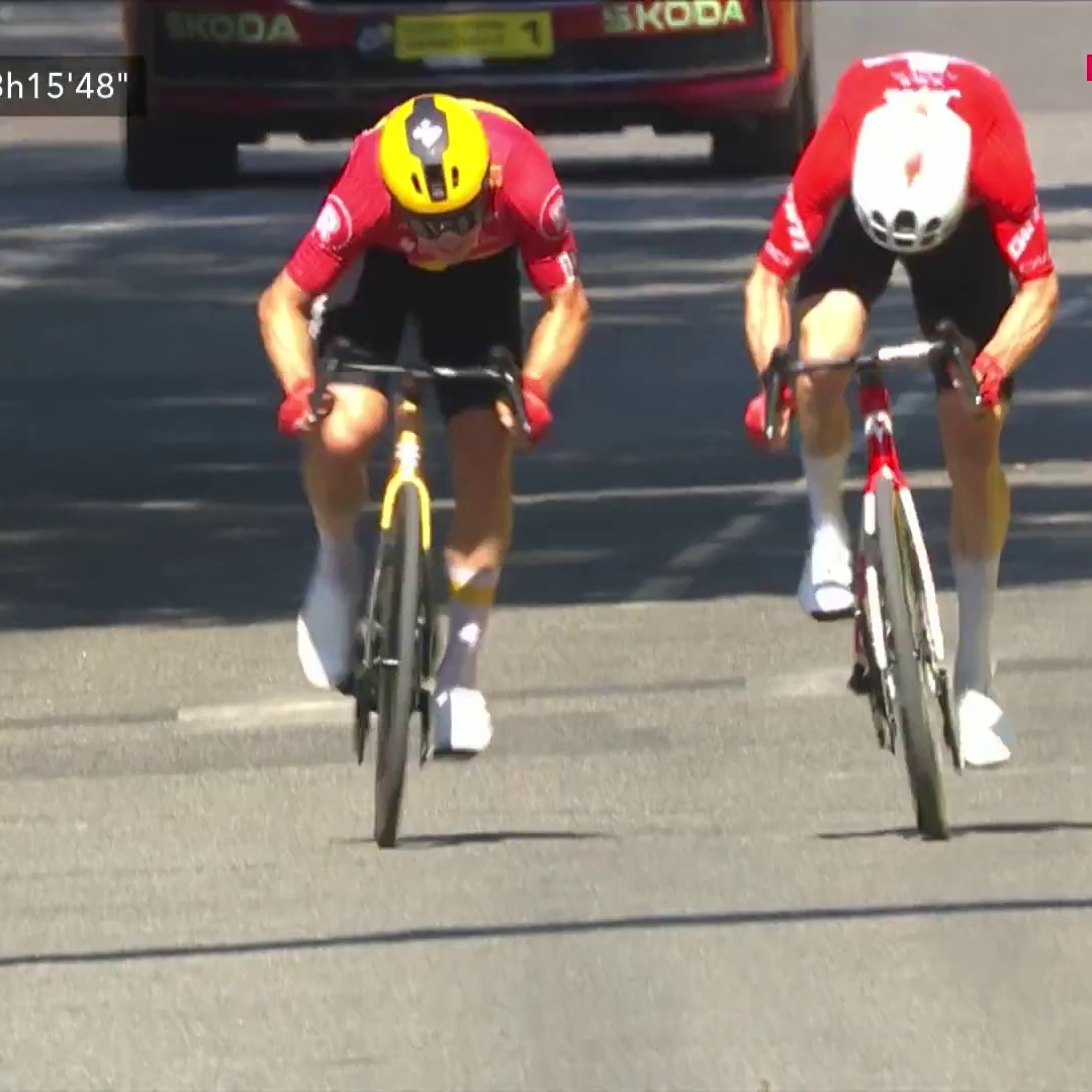 La 11e étape du Tour de France pour Jonas Abrahamsenn ! Le Norvégien devance Mauro Schmid au sprint, Mathieu van der Poel prend la 3e place à Toulouse #TDF2025 #LesRP
