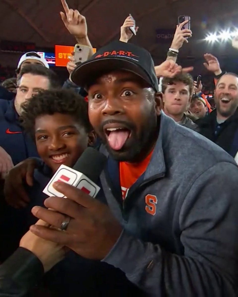 "SYRACUSE IS BACK!" Down 21 points, never forget Syracuse Football's epic comeback vs. No. 6 Miami 😱 #ACCNTakeover