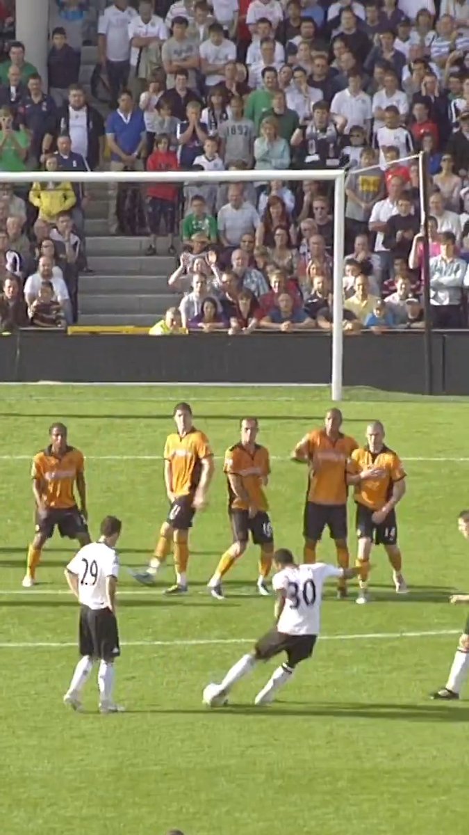 It's Mousa Dembele's birthday—and for those unaware, the former Spurs and Fulham midfielder could flat out BALL.
