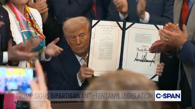 President Trump signs bipartisan HALT Fentanyl Act
