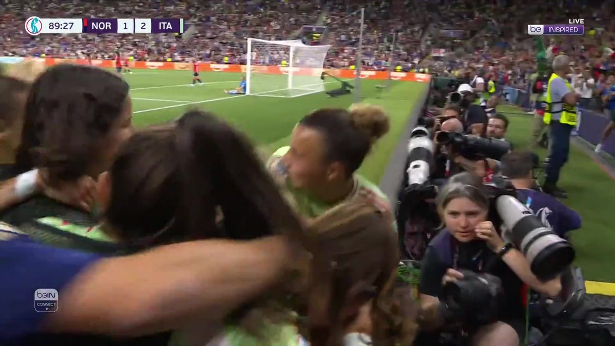 المنتخب الإيطالي يسجل هدفاً في الوقت القاتل! هل سيكون هذا الهدف كفيلاً بوصول الأتزوري إلى نصف النهائي؟ #يورو_السيدات #WEURO2025 | #beINSPIRED