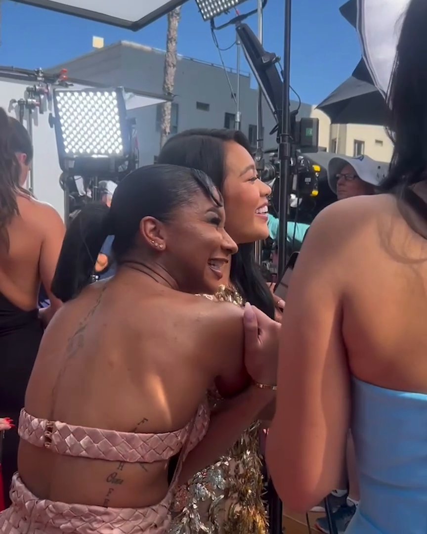 When you find your bestie on the red carpet 🤩 Jordan Chiles and Suni Lee stuntin' at the ESPYS 🍿