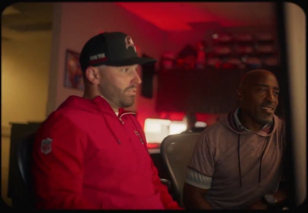 "You're the perfect Buc." Rondé Barber &amp; Baker Mayfield break down their philosophies while watching film 📽️
