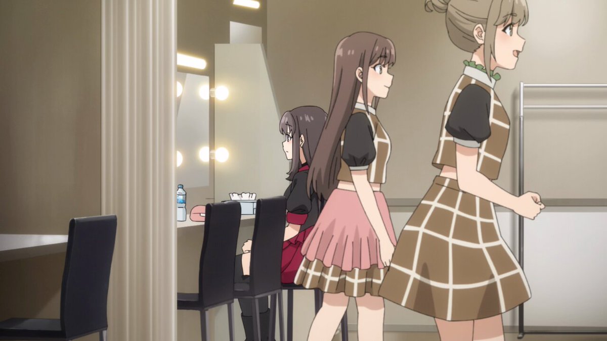 ━━━━━━━━━━ 🐷第3話WEB予告🐷 ━━━━━━━━━━ 「青春ブタ野郎はサンタクロースの夢を見ない」 第3話「アイドルソング」 ■7/19(土)23:30～ 📺TOKYO MX／BS11ほか ⚡ABEMA／U-NEXT／アニメ放題 #青ブタ #青ブタアニメ