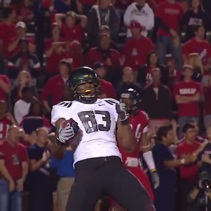 44 days until kickoff 🦆 #GoDucks #OregonFootball 2009 Double OT Oregon wins 44 - 41 in Tucson