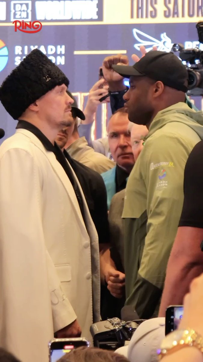 Oleksandr Usyk stares icily at Daniel Dubois while the Brit hypes up the crowd at their final press conference 👀