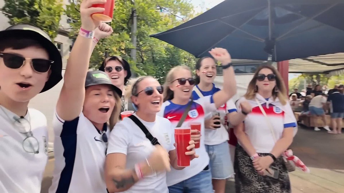"It's coming home... again" 🏆 These England fans are feeling very confident ahead of their clash with Sweden at Euro 2025 🏴󠁧󠁢󠁥󠁮󠁧󠁿