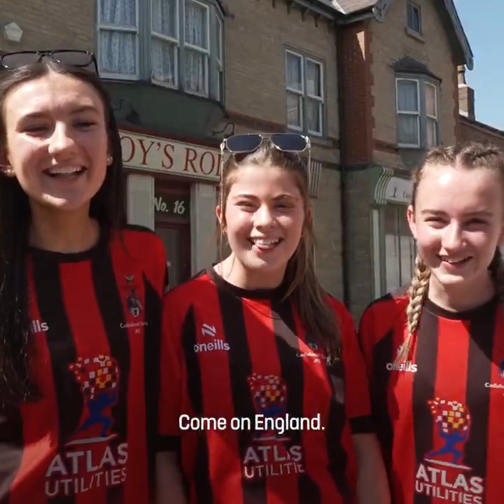 Support from all across the country 🫶 Good luck this evening Lionesses, we're all behind you! ❤️ #MadeForThisGame
