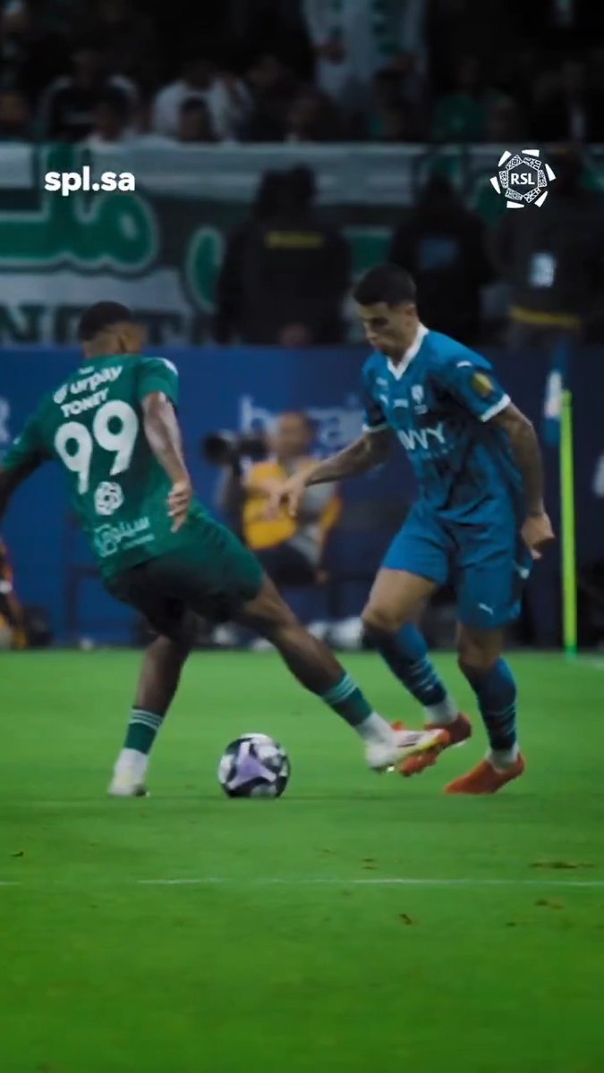 🚨 حساب دوري روشن ينشر مراوغات لكانسيلو 🥶💙💙💙
