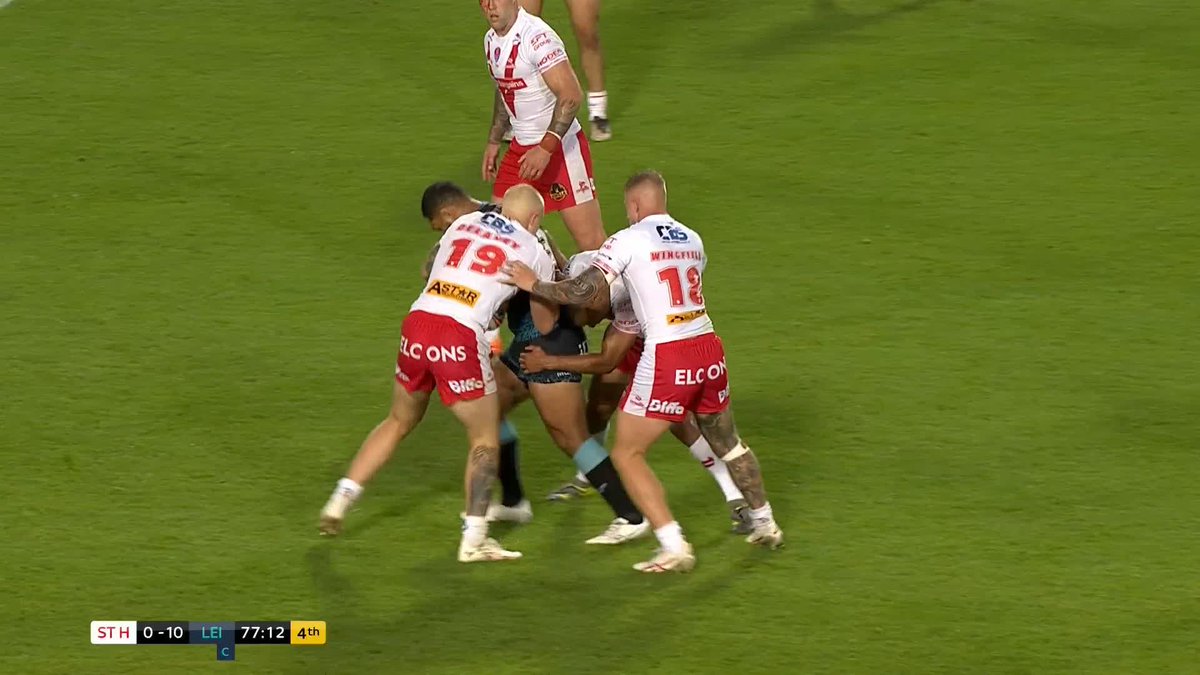 Joe Ofahengaue snags his second try of the night 🔥