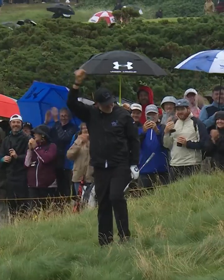 Round 1 of The Open is in the books ⛳️ T1. 🇩🇰 Jacob Skov Olesen (-4) T1. 🇨🇳 Haotong Li T1. 🏴󠁧󠁢󠁥󠁮󠁧󠁿 Matt Fitzpatrick T1. 🇿🇦 Christiaan Bezuidenhout T1. 🇺🇸 Harris English T6. 🏴󠁧󠁢󠁥󠁮󠁧󠁿 Matthew Jordan (-3) T6. 🇺🇸 Scottie Scheffler T6. 🇹🇭 Sadom Kaewkanjana T6. 🏴󠁧󠁢󠁥󠁮󠁧󠁿 Tyrrell Hatton