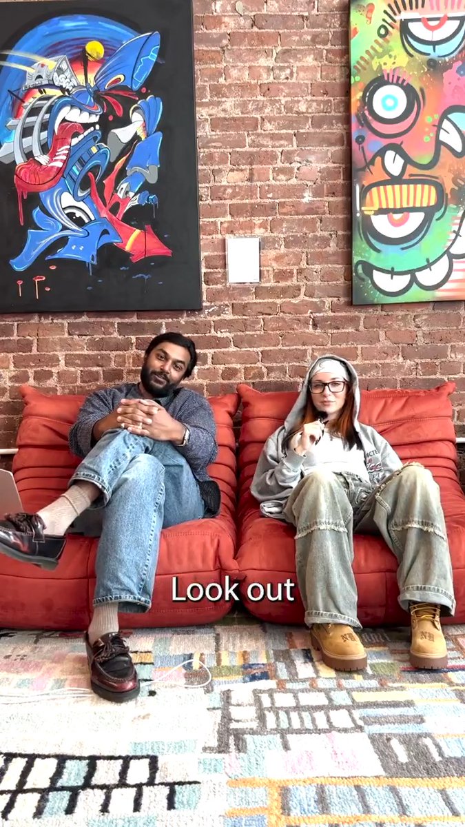 Do we make the merch though...? What does the passing of the GENIUS Act & Clarity Act mean for crypto? And why was Aptos built for this moment? ash 🇺🇸 & Alix break it down in simple terms, and you guessed it: Money Moves Better on Aptos—the chain of choice for stables.